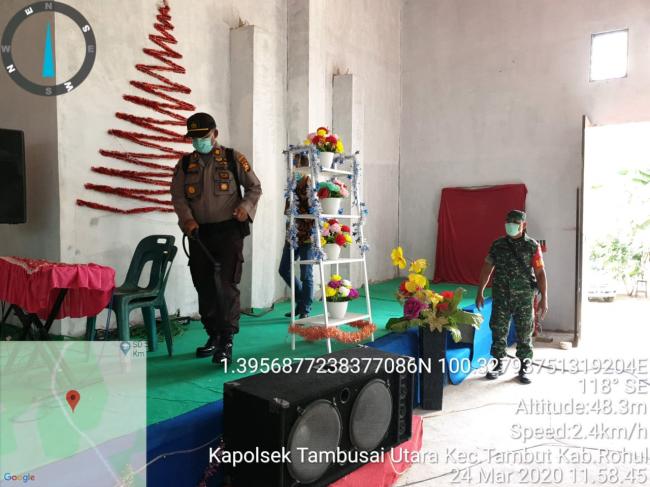 Cegah Covid-19, Polsek Tambusai Utara Lakukan Penyemprotan Disinfektan