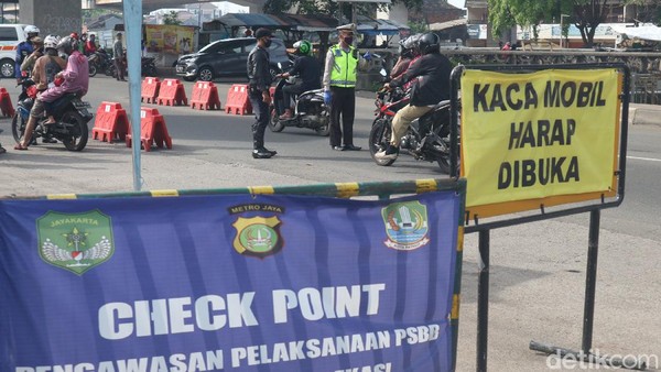 Dishub dan Polda Riau dirikan 5 posko pengawasan di daerah perbatasan