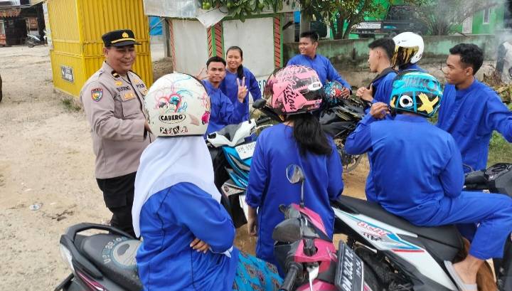 Cegah Kenakalan Remaja, Ipda Sugeng Mishari SH Sampaikan Pesan Kamtibmas Kepada Warga Sekolah