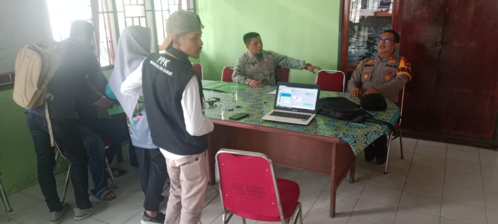 Kapolsek Pangkalan Kuras Koordinasi dengan PPK Terkait Persiapan Rapat Pleno