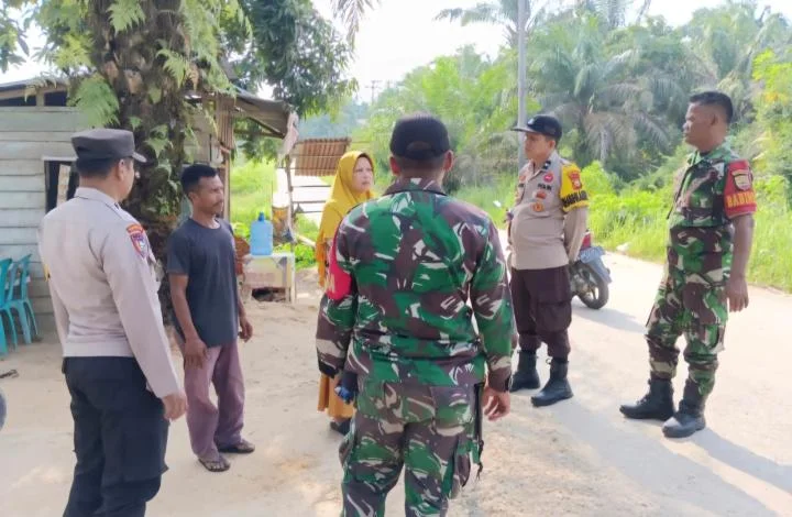 Ciptakan Pilkada Damai, Kapolsek Bunut Pimpin Patroli Bersama TNI dan Satpol PP