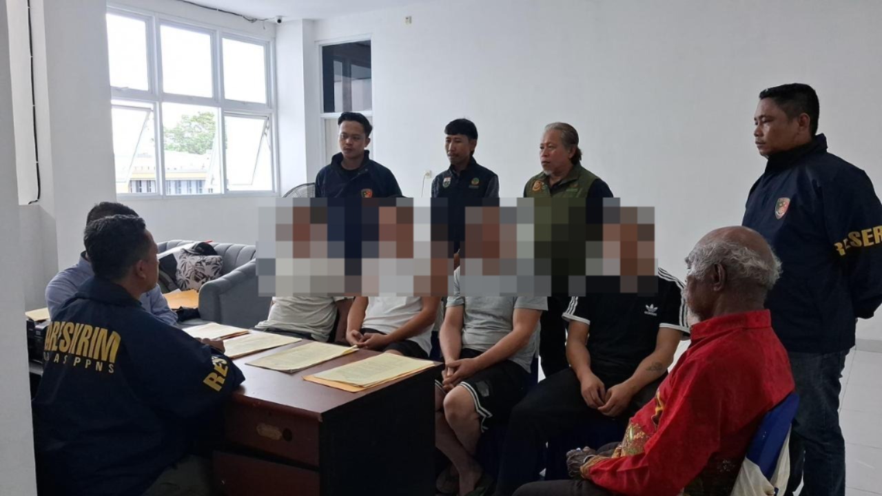 Bareskrim Polri Ringkus Empat WNA Asal China Terkait Skandal Tambang Ilegal di Hutan Papua