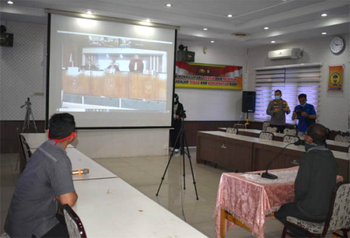 Nekat Buka Warnet Saat PSBB, Laki-laki 65 Tahun di Pekanbaru Dihukum Denda Rp 750 Ribu Subsider 1 Bu