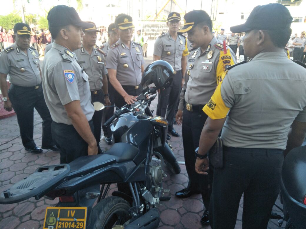 Kapolres Dumai Laksanakan Apel Gelar Sarpras Dalam Rangka Ops Mantap Praja Muara Takus 2018.
