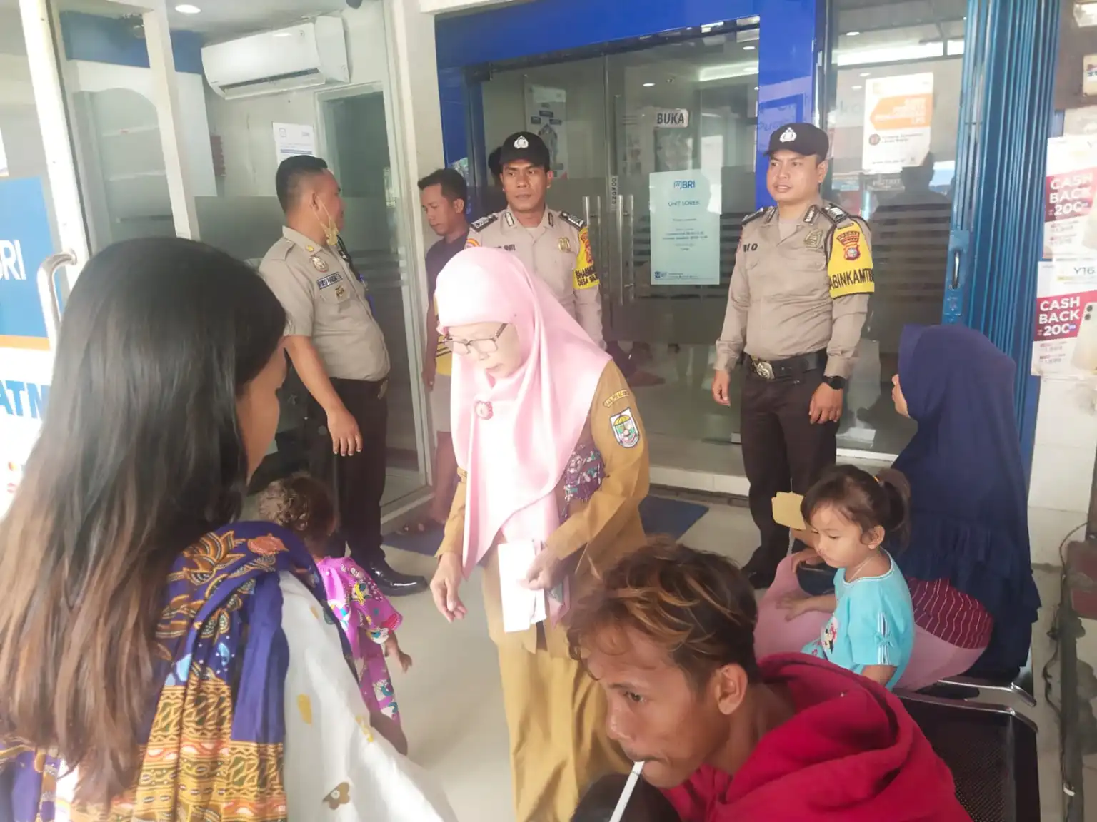 Polsek Pangkalan Kuras Patroli Cegah Aksi C3 dan Sosialisasi Prokes di Sejumlah Tempat