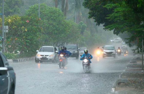 Hujan Guyur Riau, Udara Pekanbaru Kembali Bersih