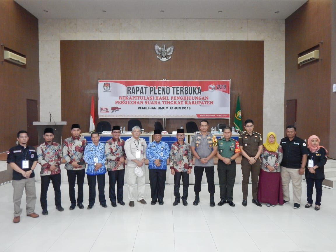 Kapolres Kampar Hadiri Pembukaan Rapat Pleno Terbuka Kabupaten Kampar