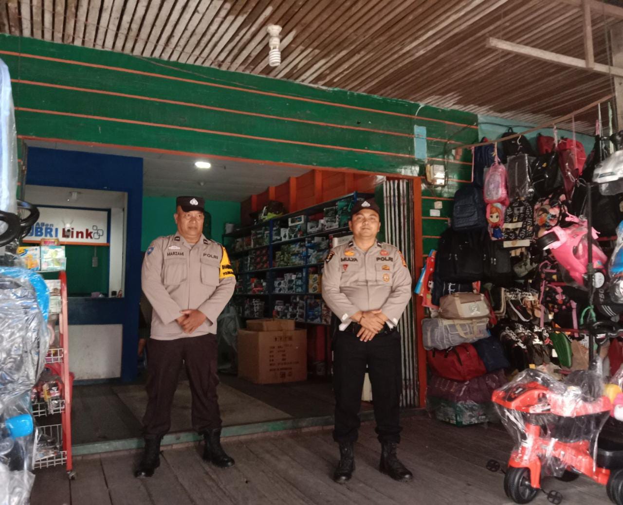 Polsek Kuala Kampar Kegiatan Rutin Patroli KRYDCegah Kejahatan