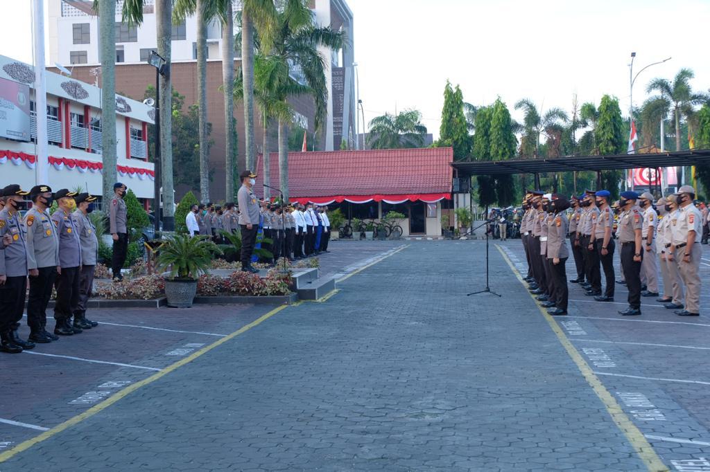 Sebanyak 693 Personel Polda Riau Mendapatkan Kenaikan Pangkat