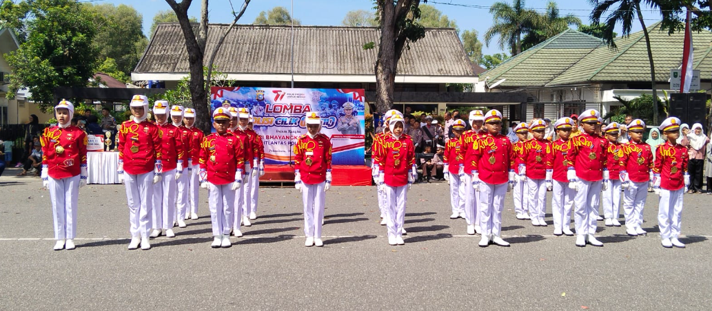 Aksi Panggung Anak Anak  Ini Bikin Decak Kagum Kapolda Riau