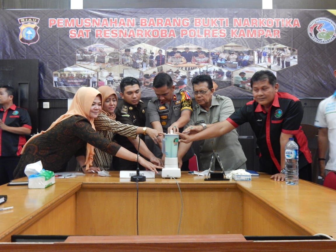 Pemusnahan Barang Bukti Narkotika Jenis Shabu dan Extacy hasil Ungkap Kasus Oleh Polres Kampar