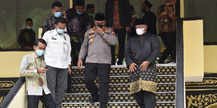 Kapolres Kampar Silaturahmi Bersama Ketua dan Anggota Lembaga Adat Kampar