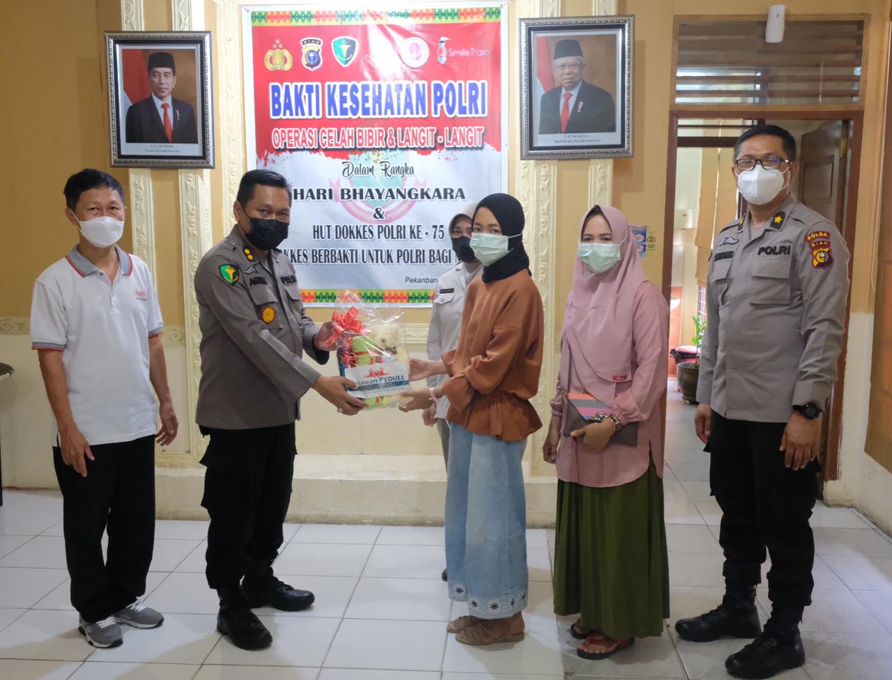 Dokkes Polda Riau Gelar Bakti Sosial Operasi Bibir Sumbing