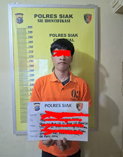 Tangkap pelaku penyalah guna narkoba, Unit Reskrim Polsek Kandis Polres Siak amankan dua orang pria di Kelurahan Kandis Kota Kecamatan Kandis Kabupaten Siak