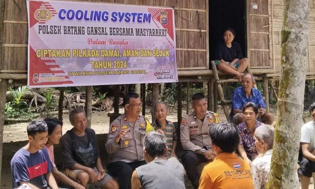 Warga Talang Mamak Inhu di Pinggir Taman Nasional Terima Pesan Pilkada Damai