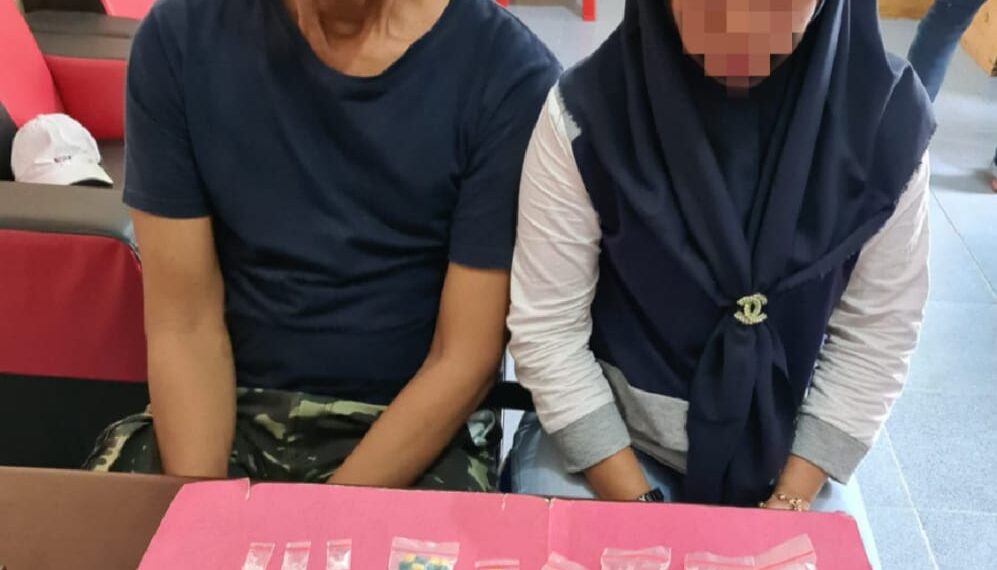 Polsek Siak Hulu Tangkap Pasangan Suami Istri Miliki 6 Paket Shabu dan 21 Kapsul Ekstasi