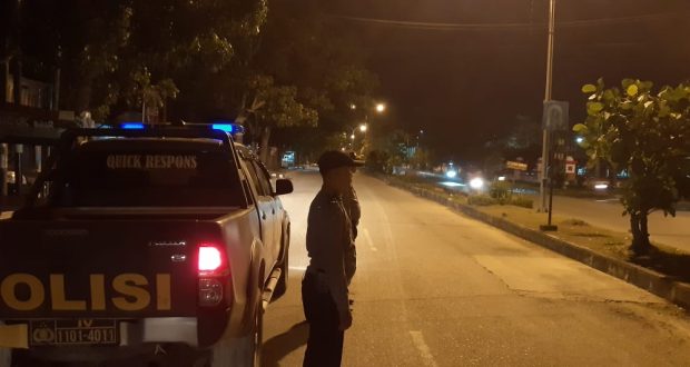 Polsek Pangkalan Kerinci Giatkan Patroli Blue Light Antisipasi Kejahatan