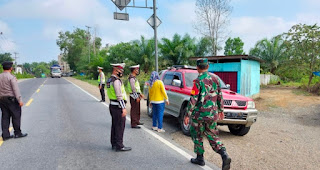 Pelaksanaan PPKM dan Ops Yustisi Polsek Bagan Sinembah Putar Balik 27 Unit R4