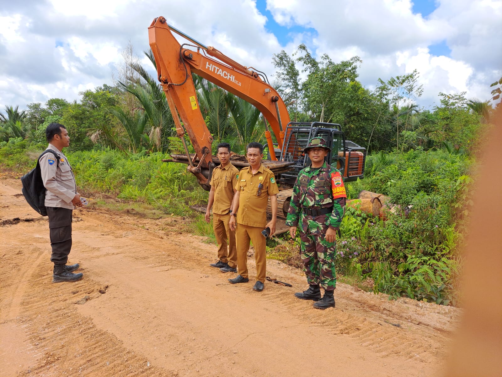 Begini Cara Bhabinkamtibmas dan Babinsa di Meranti Gerakkan Ekonomi Masyarakat