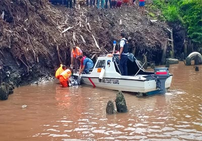 Pria Tanpa Identitas Ditemukan Tewas Mengapung di Dermaga RGM Rumbai