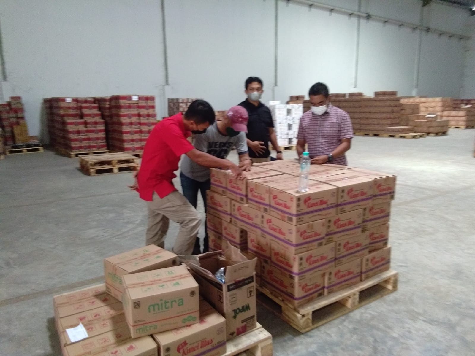 Polresta Pekanbaru Lakukan Pengecekan Distributor Minyak Goreng Antisipasi Penimbunan