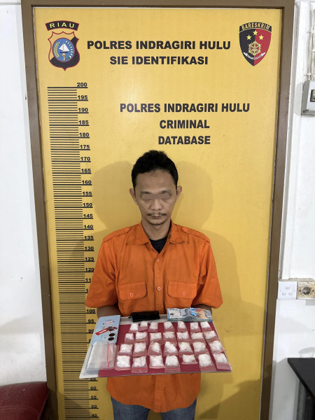 Ada Ratusan Gram Sabu Dalam Tas Spiderman, Yanda Diborgol Polisi