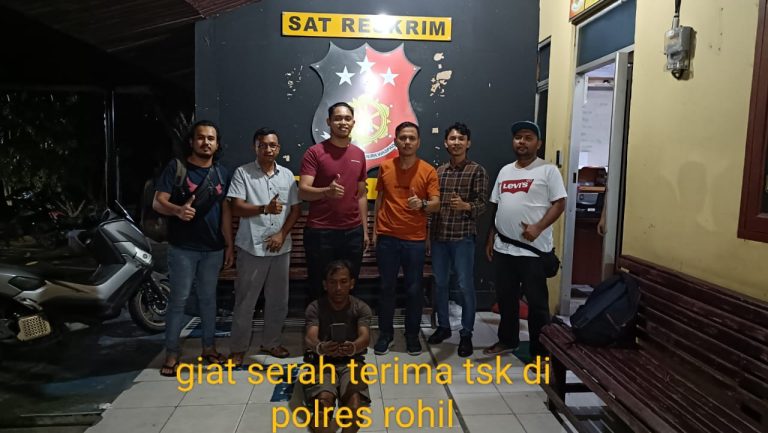 Sikat HP Pemilik Rumah Makan, Pria Tertangkap Di Rohil