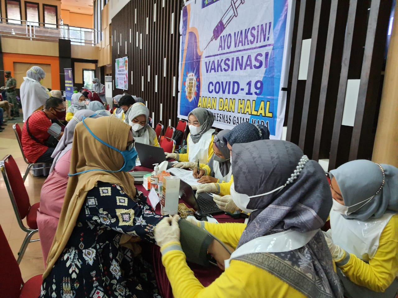 Di Inhil Sebanyak 708 Orang Lansia Telah divaksin