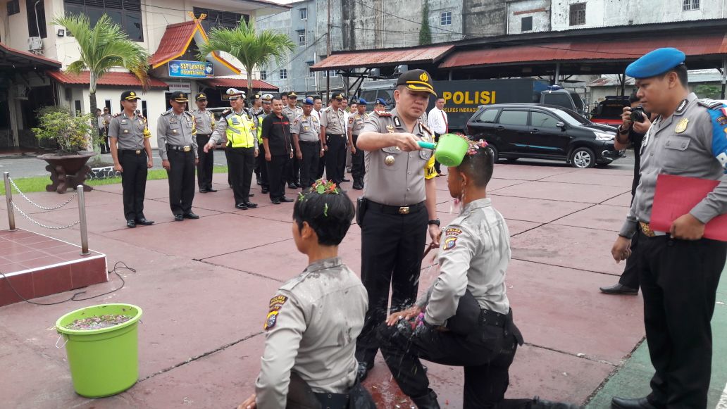 Upacara Penyambutan 36 Bintara Remaja Oleh Kapolres Polres Inhil Di Lapangan Mapolres Inhil