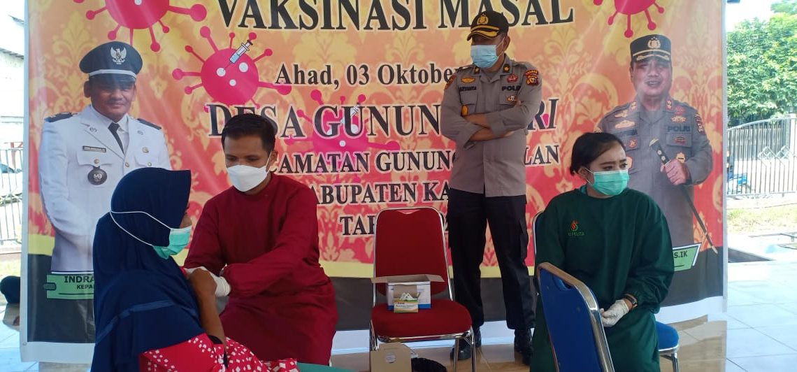 Polres Kampar Bersama RS Pelita Gelar Vaksinasi Didaerah Terpencil Desa Gunung Sari
