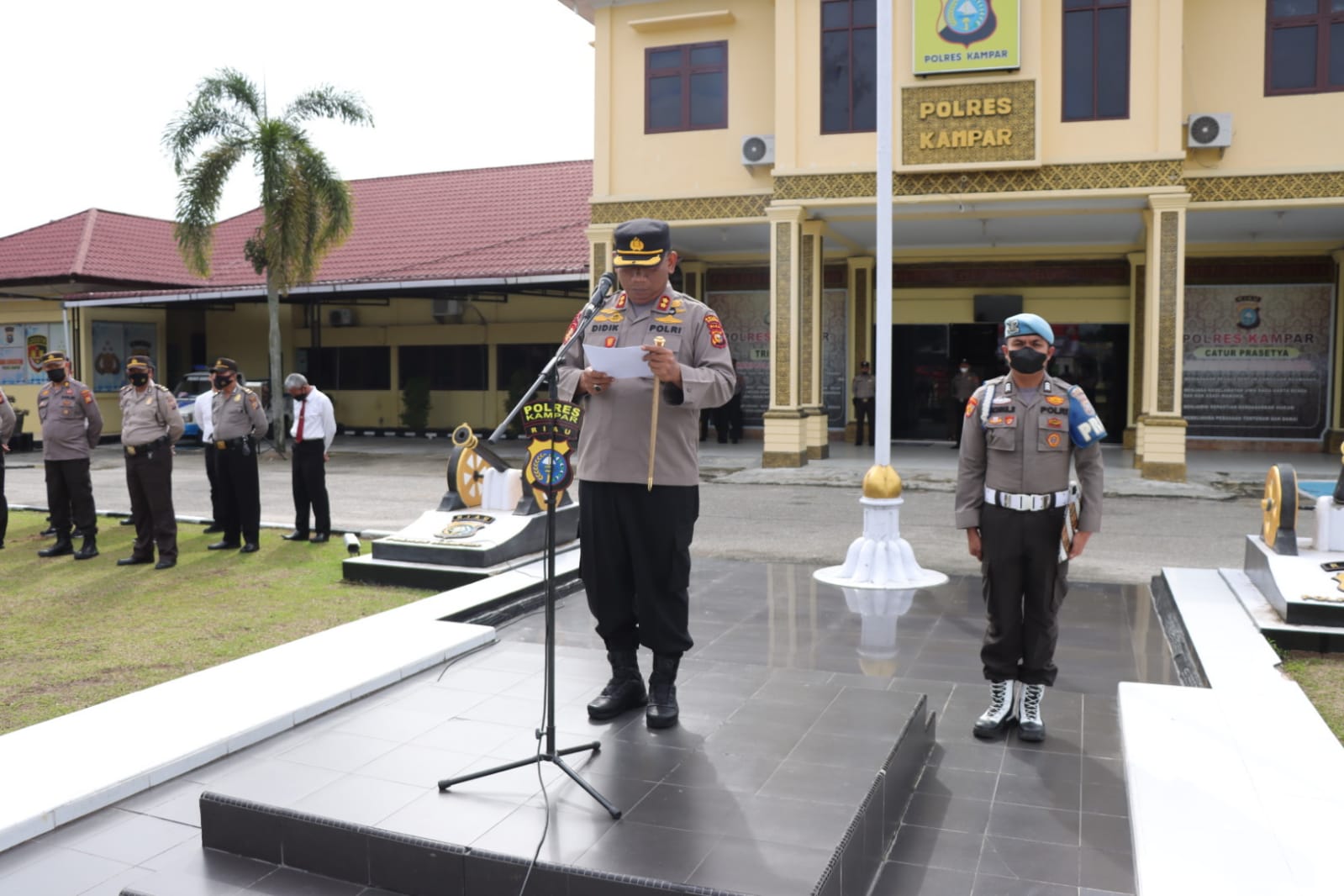 Kapolres Kampar Pimpin Apel Penyambutan Pra Latihan Kerja Siswa Diktuk Bintara Polri