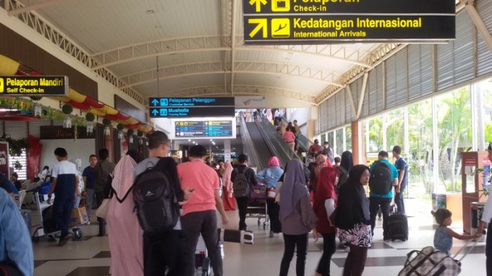 Hari ini, Puncak Arus Balik Di Bandara SSK II Pekanbaru Melambung