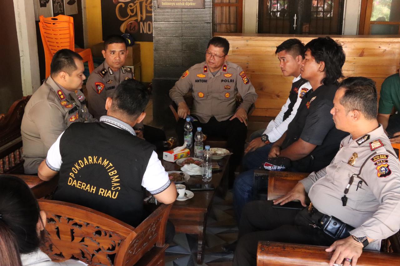 Coffee Morning Kapolres Pelalawan Bersama Pokdar Kamtibmas Kabupaten Pelalawan. Begini Pesan Kapolres