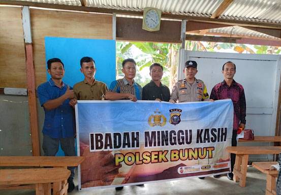 Minggu Kasih Polsek Bunut, Jemaat Siap Sukseskan Pemilu Damai 2024 