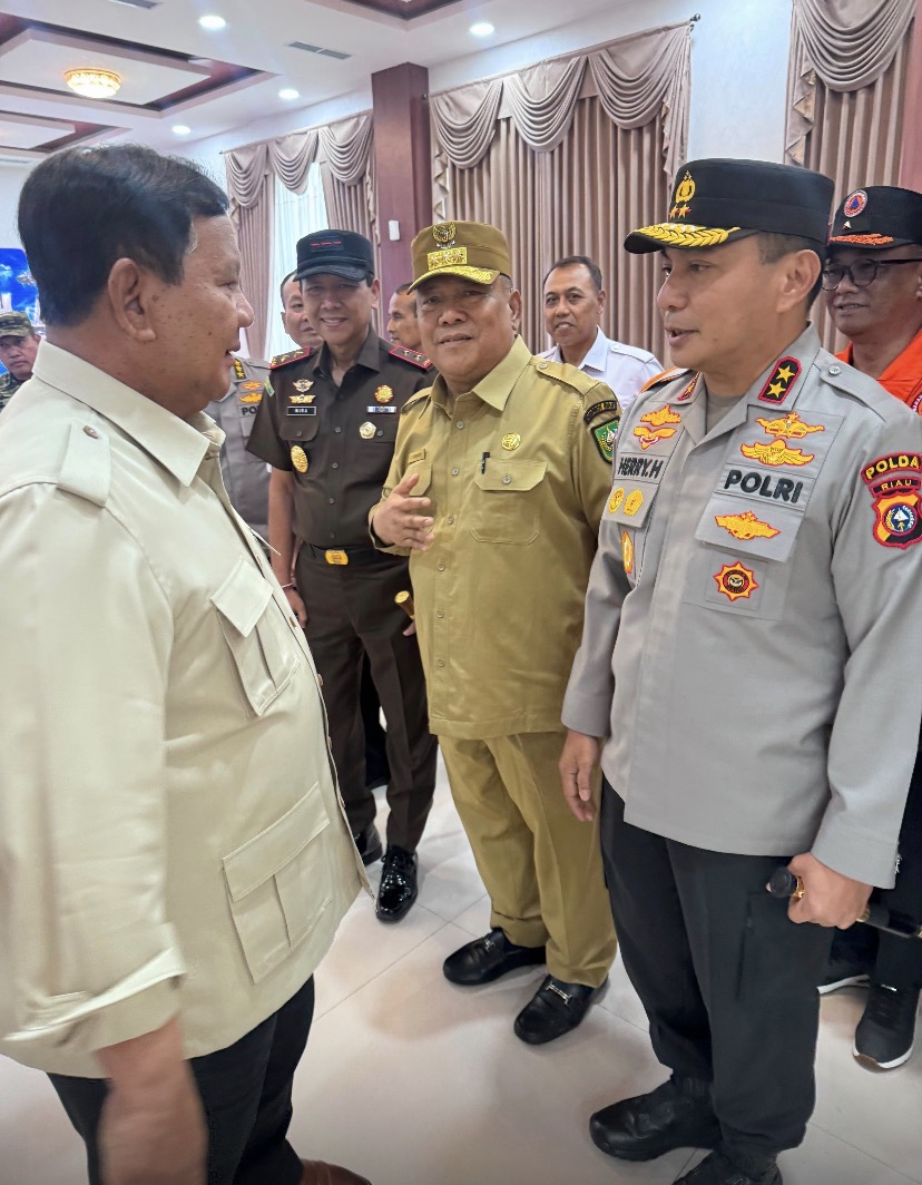 Diapresiasi Presiden Prabowo, Kapolda Riau: Ini Kerja Bersama, Fokus Kami Padamkan Api