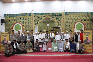 Kapolres Pelalawan Pimpin Kegiatan Subuh Harmoni di Masjid Kelurahan Pangkalan Kerinci 