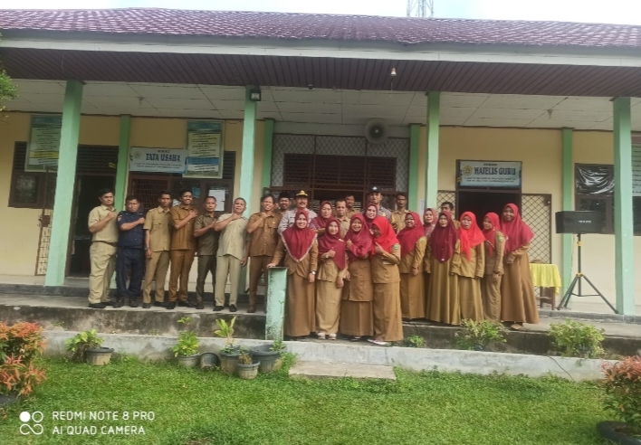 Program Si Tuan Raja, Kapolsek Kelayang Jadi Irup di SMAN 2 Kelayang