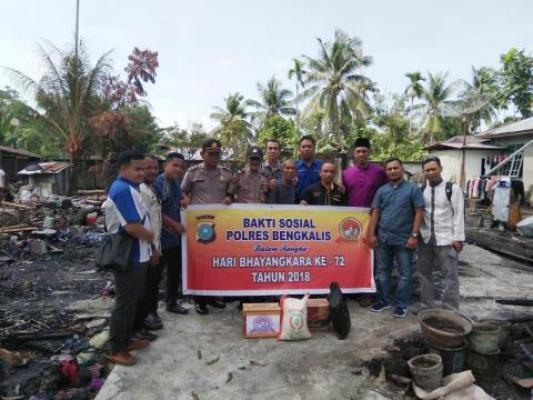 Polres Bengkalis Melaksanakan Bakti Sosial Dalam Rangka Hut Bhayangkara Ke-72