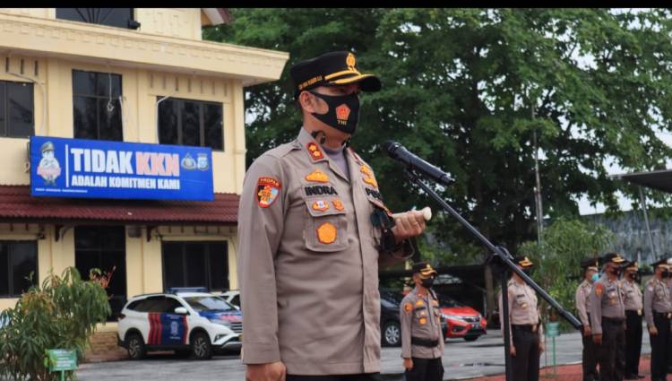 Kapolres Bengkalis AKBP Indra Pimpin Apel Kenaikan Pangkat ASN dan Pemberian Penghargaan ke Personil Polri Berprestasi