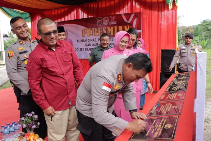 Kapolres Meranti Resmikan Sejumlah Fasilitas Polsek Rangsang, Termasuk Musholla