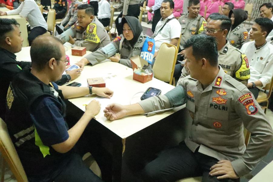 Hari Bhayangkara ke-79: Polres Inhu Gelar Donor Darah Bersama Warga