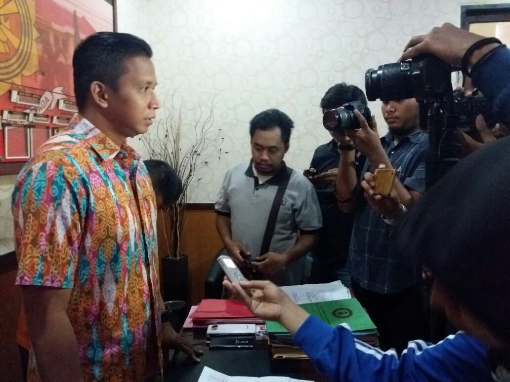 Polresta Pekanbaru Gelar Konferensi Pers Pelaku Pecah Kaca