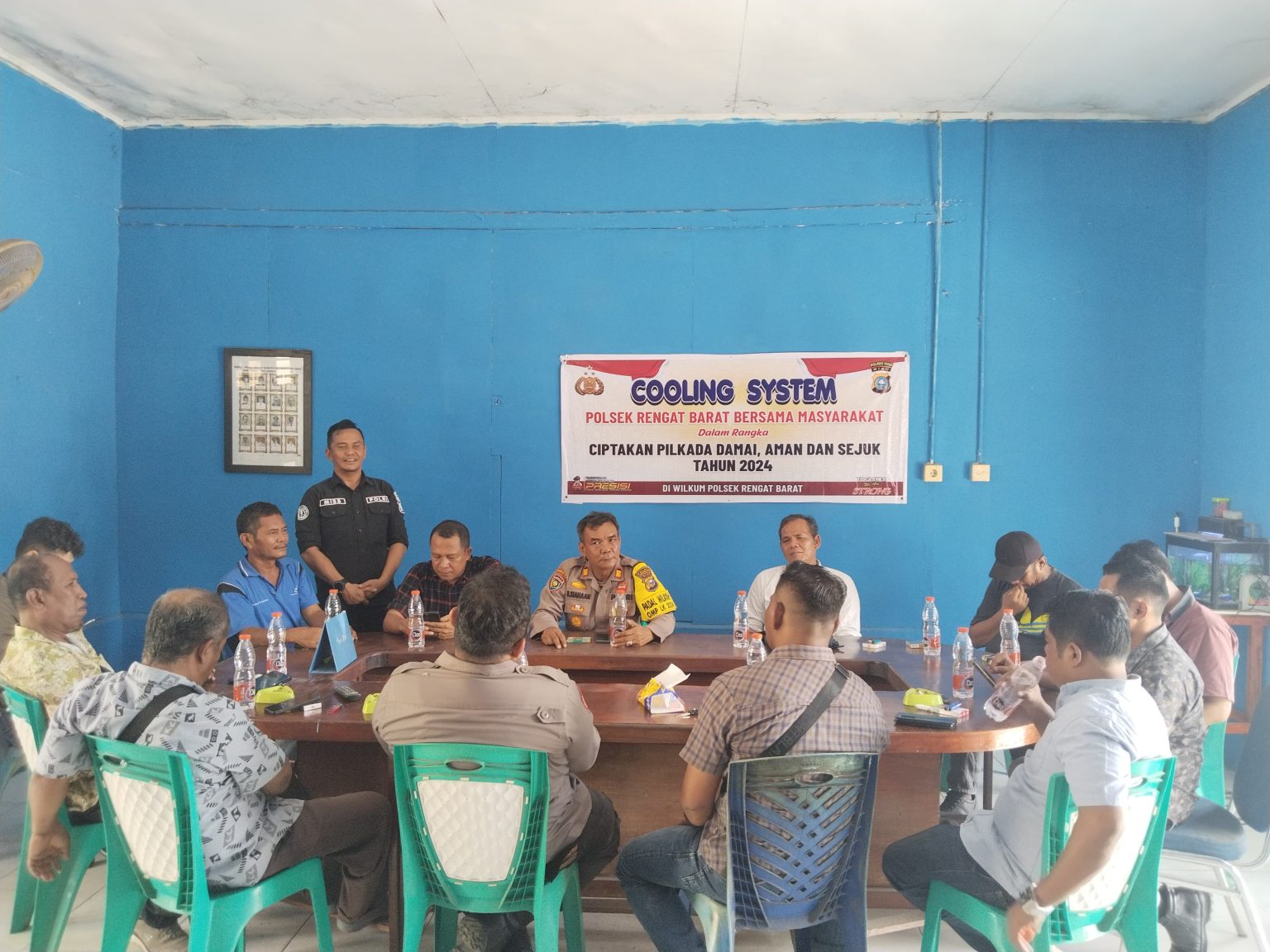 Jalin Silaturahmi Dengan Pers, Polsek Rengat Barat Makan Siang Bersama