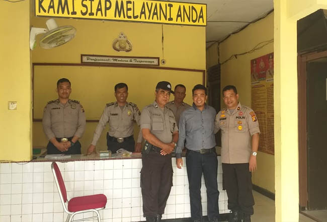 Kapolsek Sambut Kunjungan Anggota DPRD Inhu Di Polsek Pasir Penyu