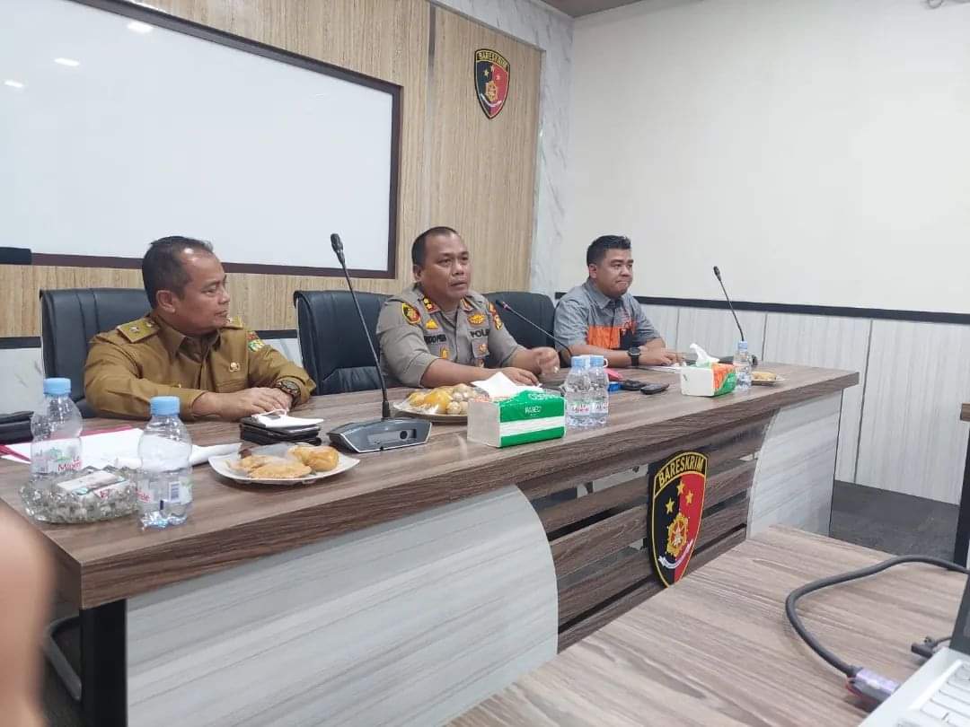 Kapolres Kampar Ajak Para Kades Bersinergi Dukung Program Percepatan Vaksinasi Covid-19