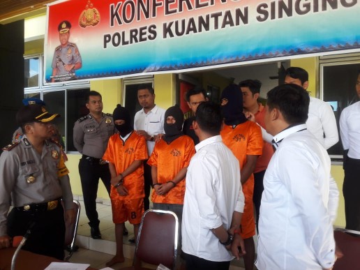 Konferensi Pers Polres Kuansing Terkait Penangkapan Pelaku Pembunuhan 
