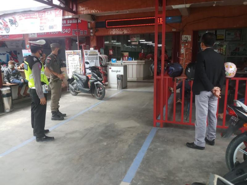 Disiplinkan Masyarakat Patuhi Prokes, Polsek Pangkalan Kuras dan Satpol PP Terus Lakukan Operasi Yus