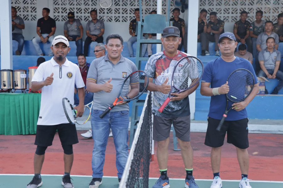 Turnamen Tenis Lapangan Ikut Meriahkan Peringatan Hari Bhayangkara ke-77 Oleh Polres Meranti