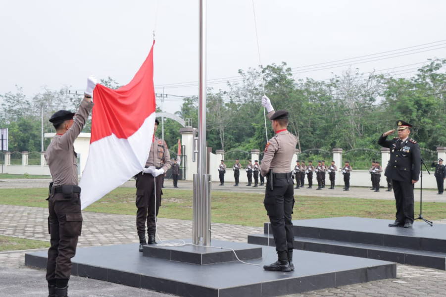 Wakapolres Meranti Ajak Personel Teladani Semangat Pahlawan dalam Bertugas