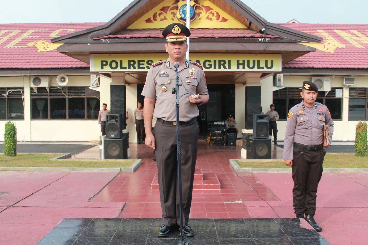 Kapolres Inhu Pimpin Upacara Peringatan Hari Sumpah Pemuda